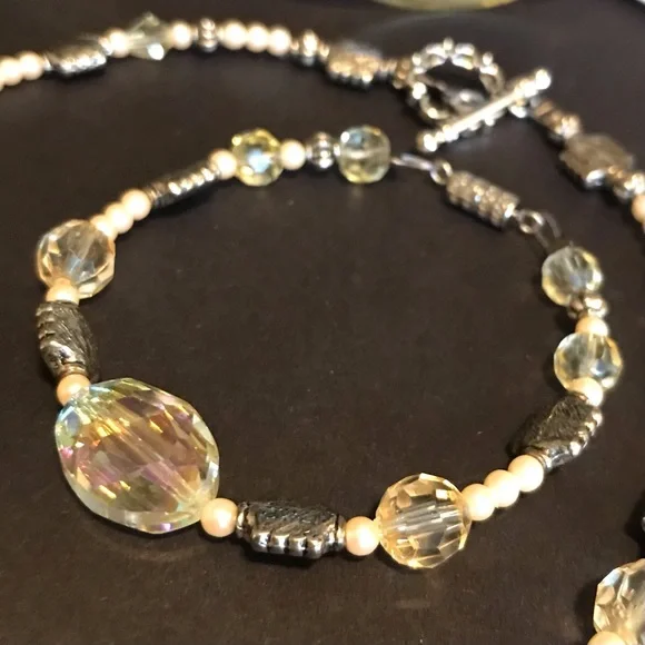 New Handmade Child’s Jewelry Set- Necklace, Bracelet & Earrings, Gold / Silver - Picture 6 of 8